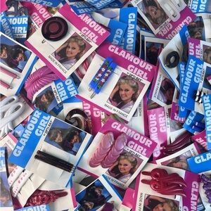 Vtg 90s Glamour Girl Opti-Ray Hair Barrette FRANCE MADE Blind Bag
Lot Of 5